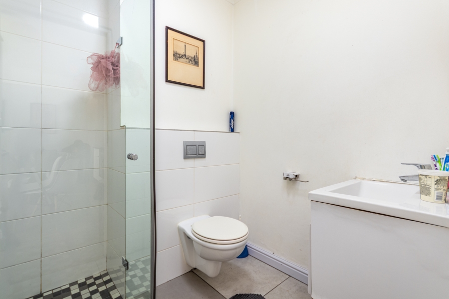 2 Bedroom Property for Sale in Observatory Western Cape